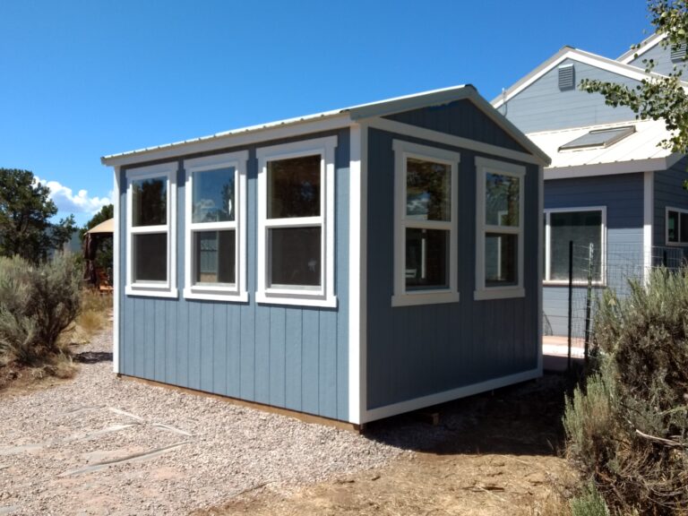 Ranch style with windows