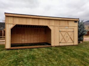 Horse Shelter wiht Tack room